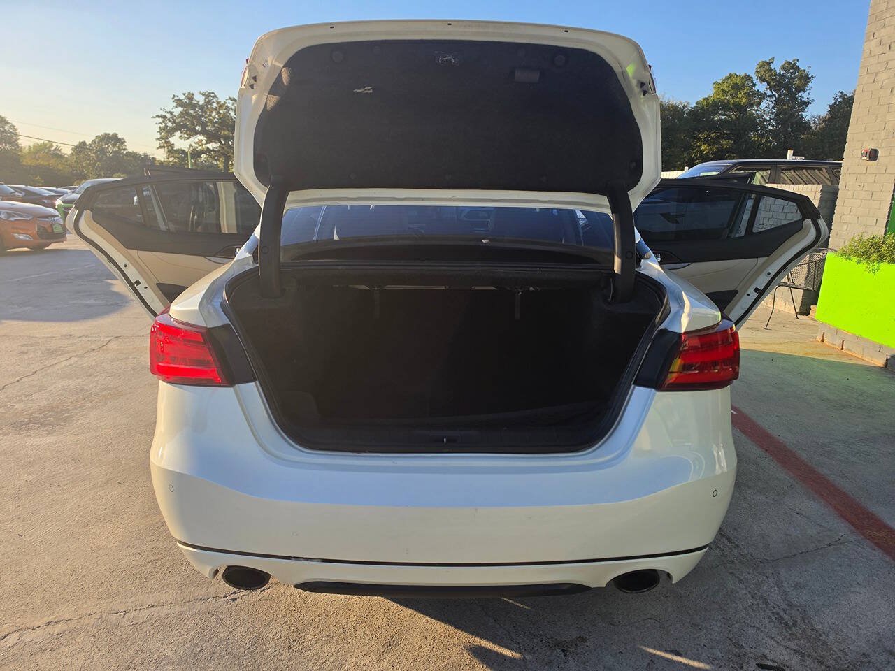 Used 2017 Nissan Maxima 3.5 SV FWD image 25