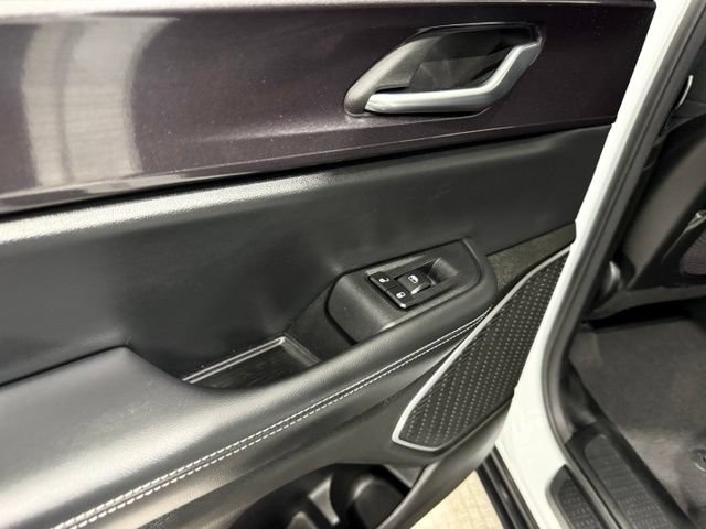 Used 2021 Jeep Grand Cherokee L Laredo w/ Luxury Tech Group I AWD/4WD image 23