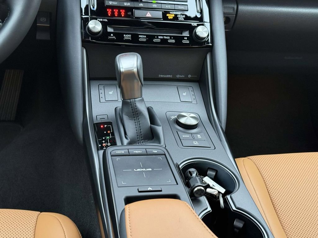 Used 2025 Lexus IS 350 F Sport image 19