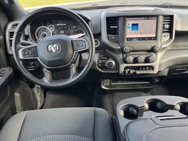 Used 2024 RAM 2500 Tradesman w/ Chrome Appearance Group image 10