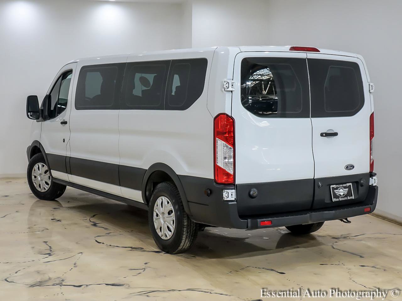 Used 2019 Ford Transit 350 XLT RWD image 6
