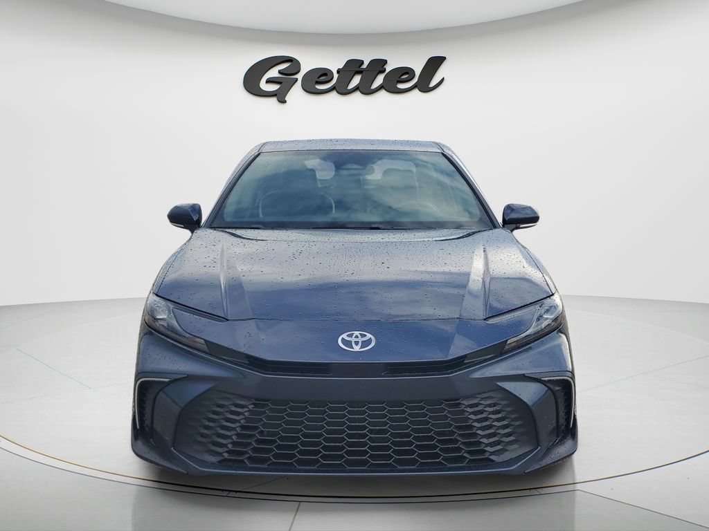 Used 2026 Toyota Camry SE FWD image 2
