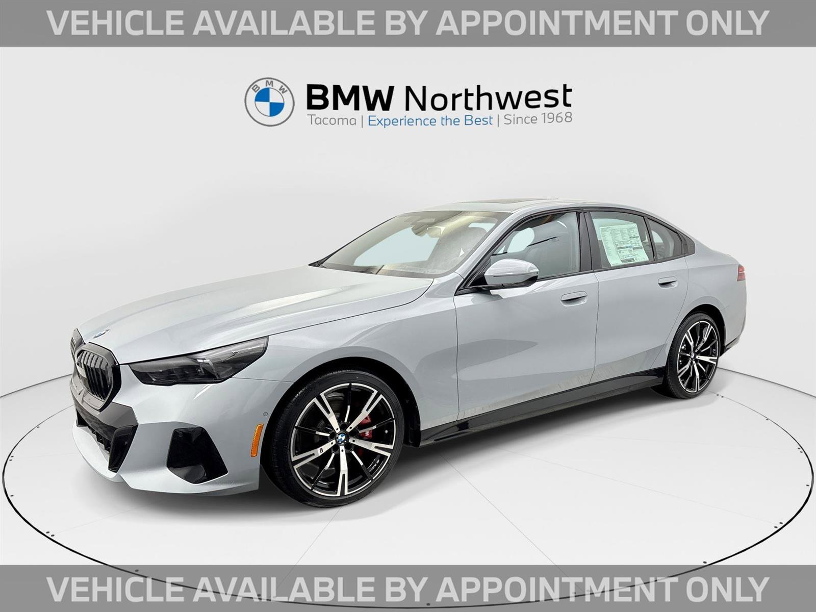 Used 2026 BMW 530i xDrive w/ M Sport Package image 1