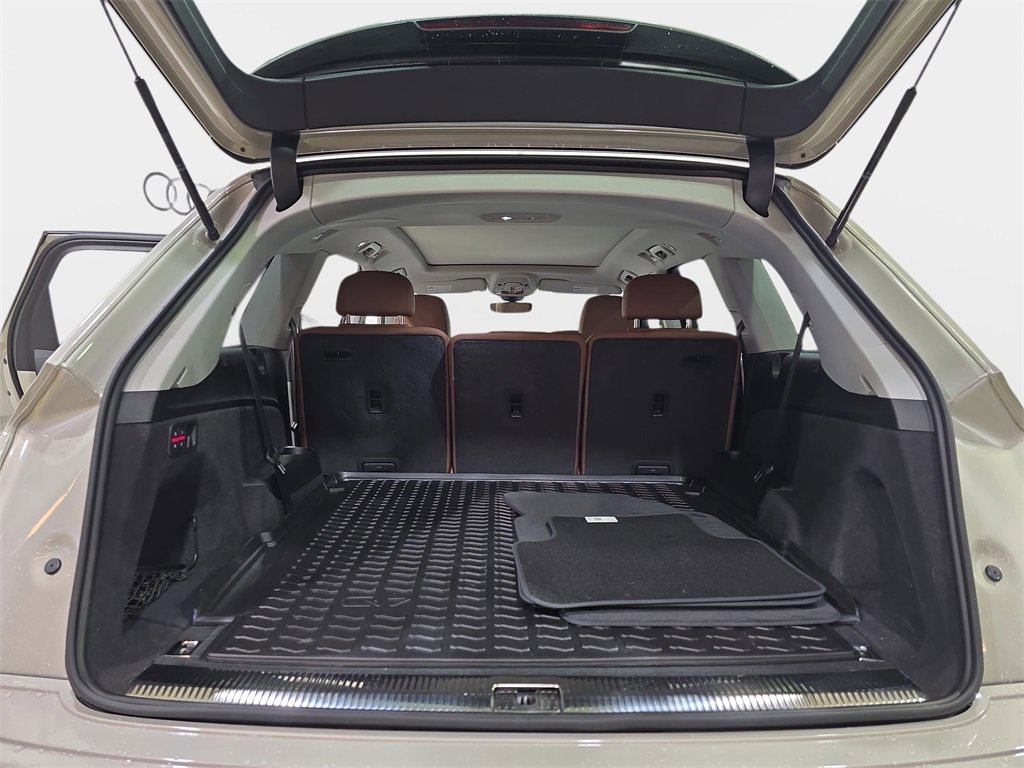 Used 2023 Audi Q7 3.0T Premium Plus w/ Premium Plus Package image 14