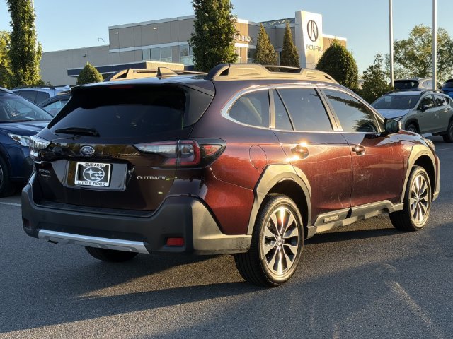 Used 2024 Subaru Outback Limited AWD/4WD image 3