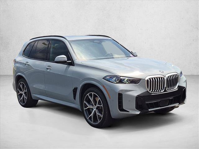 New 2026 BMW X5 xDrive50e w/ M Sport Package AWD/4WD image 7