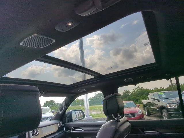 Certified 2024 Jeep Grand Wagoneer L Series II w/ Quick Order Packagew 28T AWD/4WD image 33
