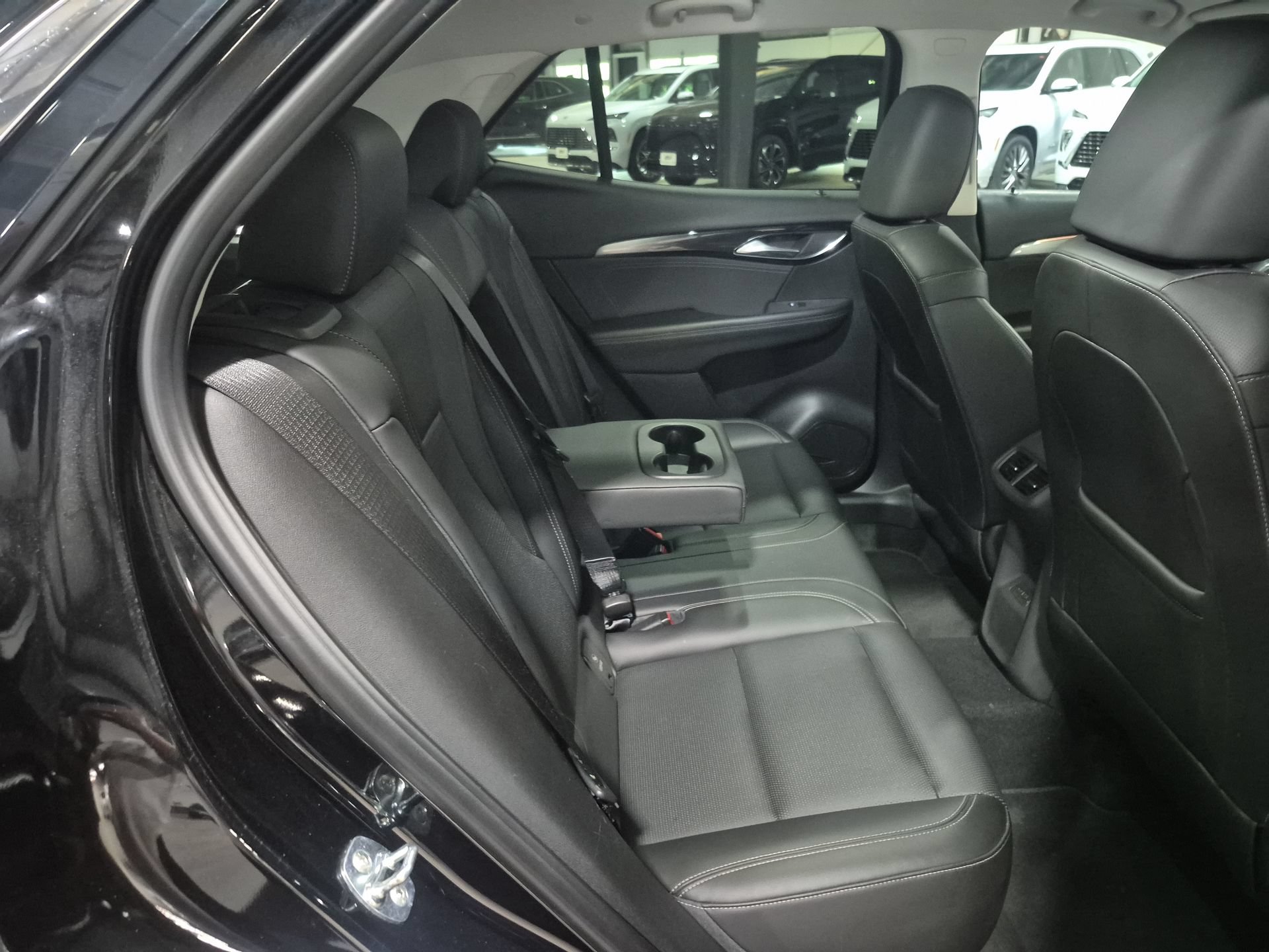 Used 2024 Buick Envision Preferred AWD/4WD image 28