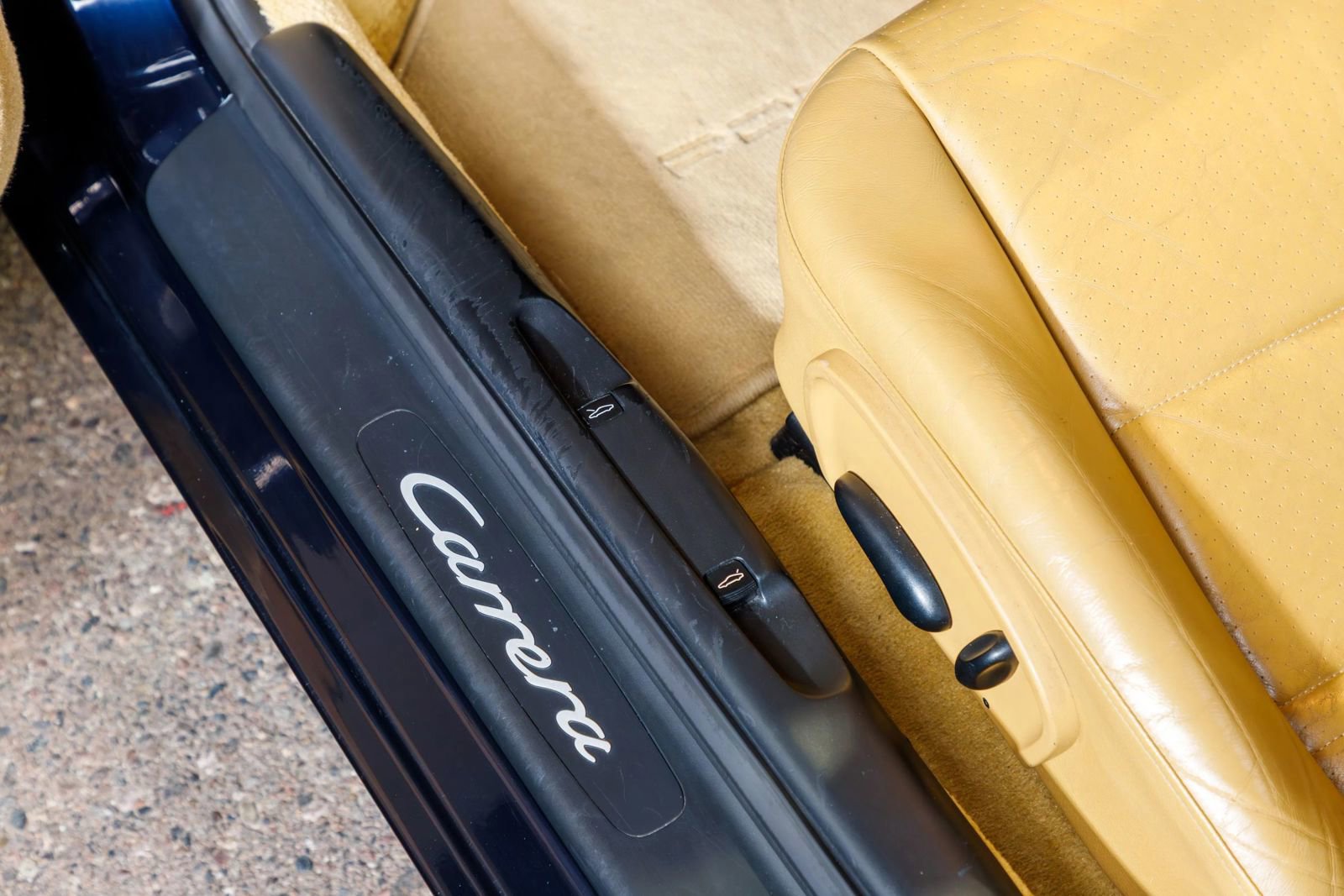 Used 2003 Porsche 911 Carrera image 84
