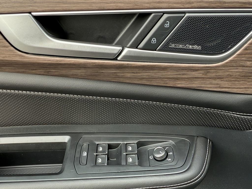 New 2026 Volkswagen Atlas SEL Premium R-Line image 11