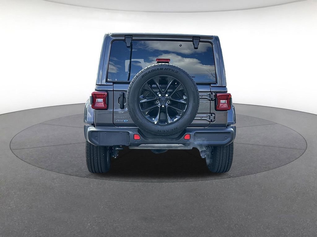 Certified 2025 Jeep Wrangler Unlimited Sahara w/ Safety Group image 4