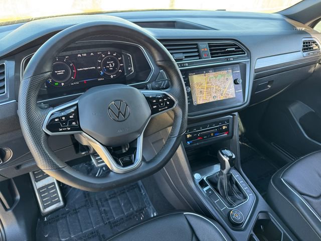 Used 2022 Volkswagen Tiguan SEL R-Line AWD/4WD image 4