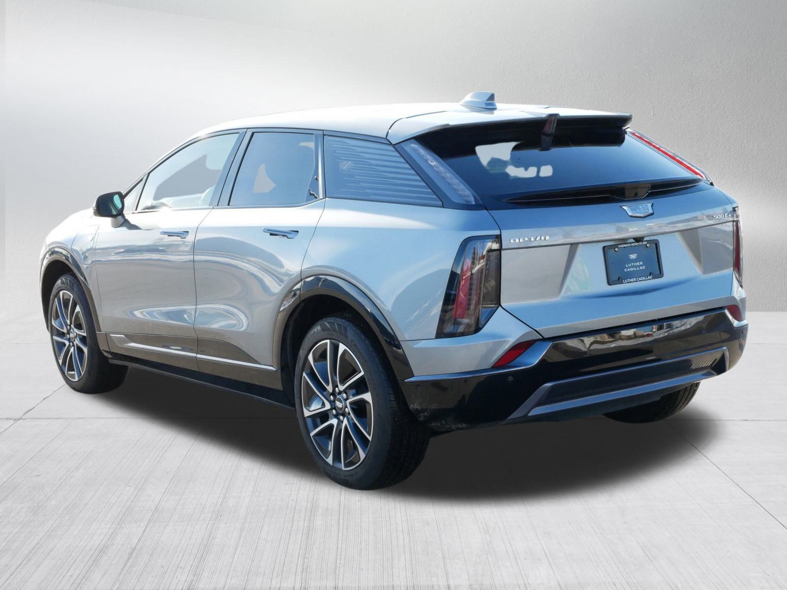 Certified 2025 Cadillac Optiq Sport 2 w/ LPO, Floor Liner Package image 5