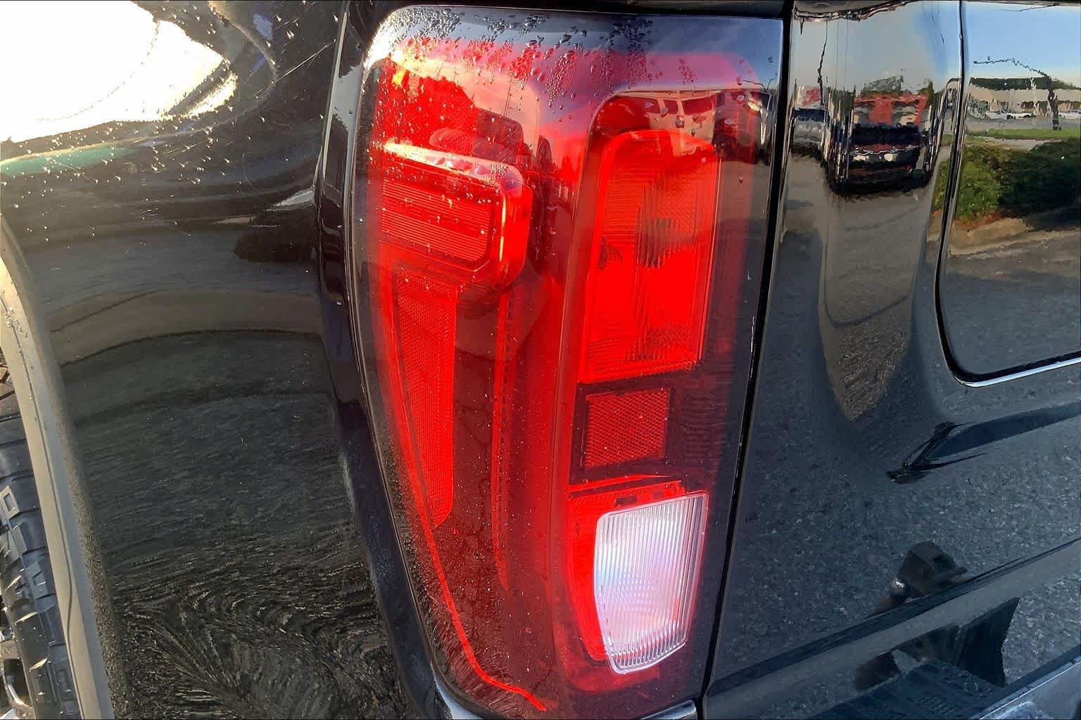 Used 2021 GMC Sierra 1500 Elevation AWD/4WD image 26