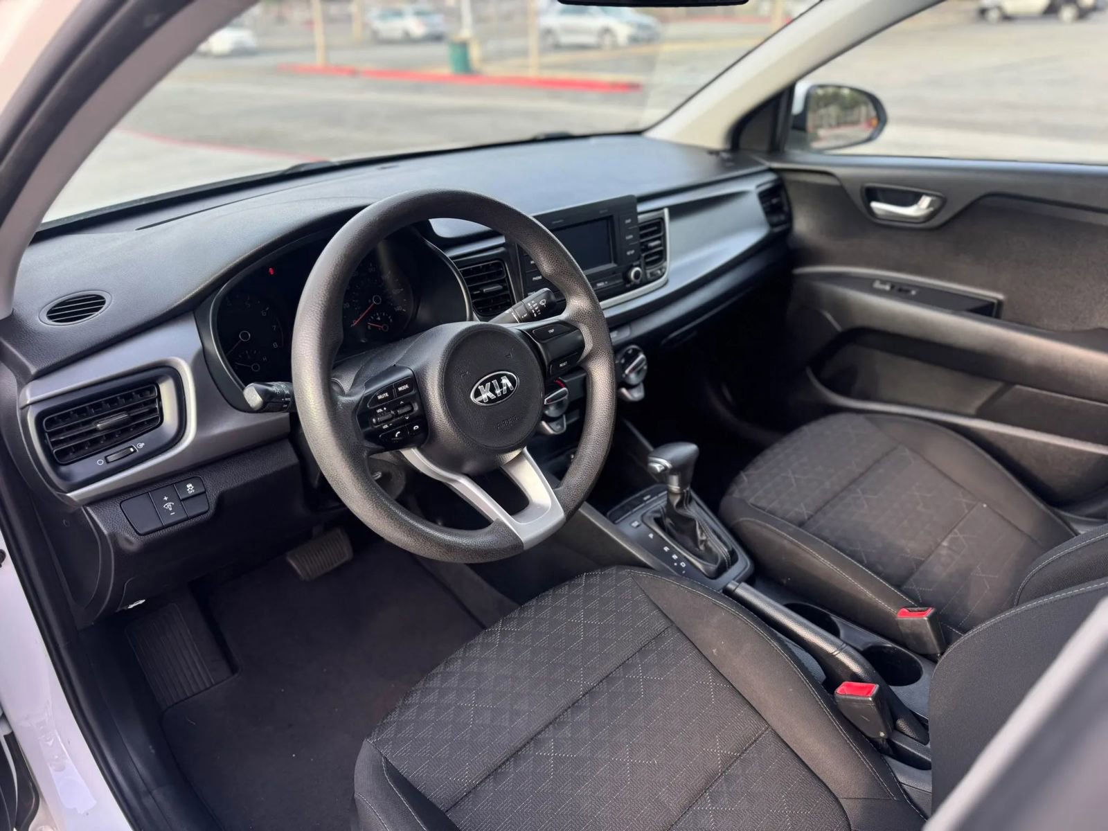 Used 2019 Kia Rio LX image 7