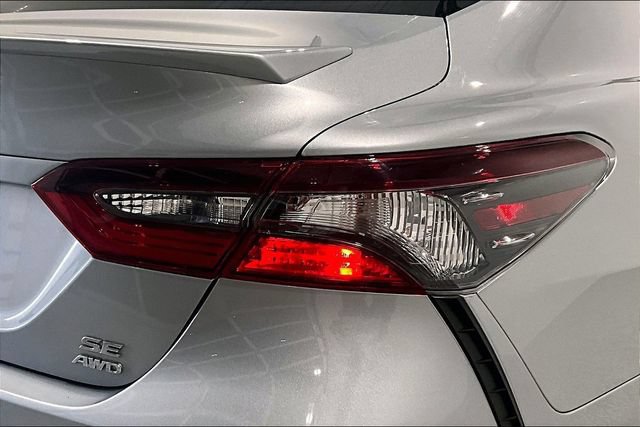 Used 2021 Toyota Camry SE AWD/4WD image 29