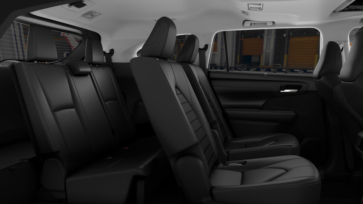 New 2026 Toyota Highlander XLE AWD/4WD image 2