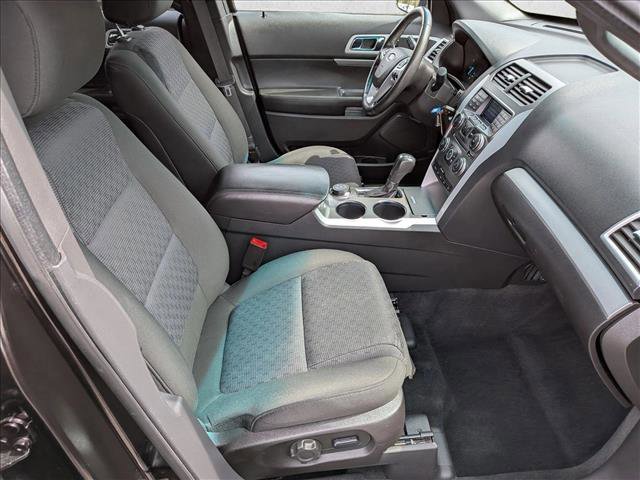 Used 2014 Ford Explorer XLT AWD/4WD image 23