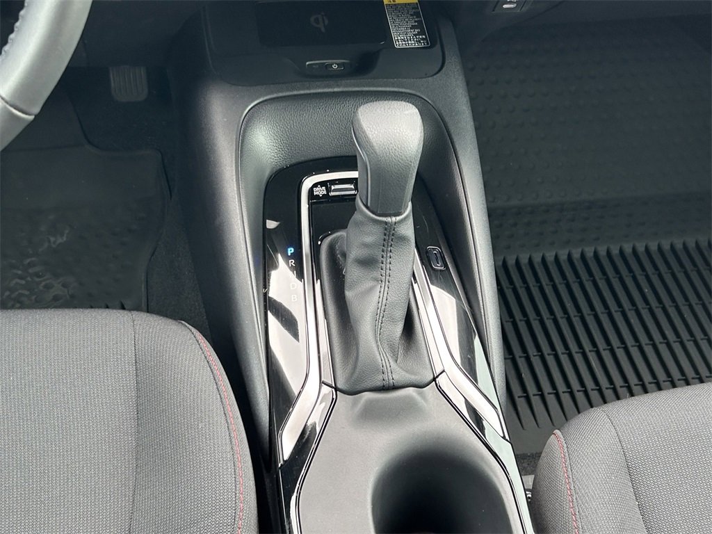 Used 2025 Toyota Corolla SE image 21