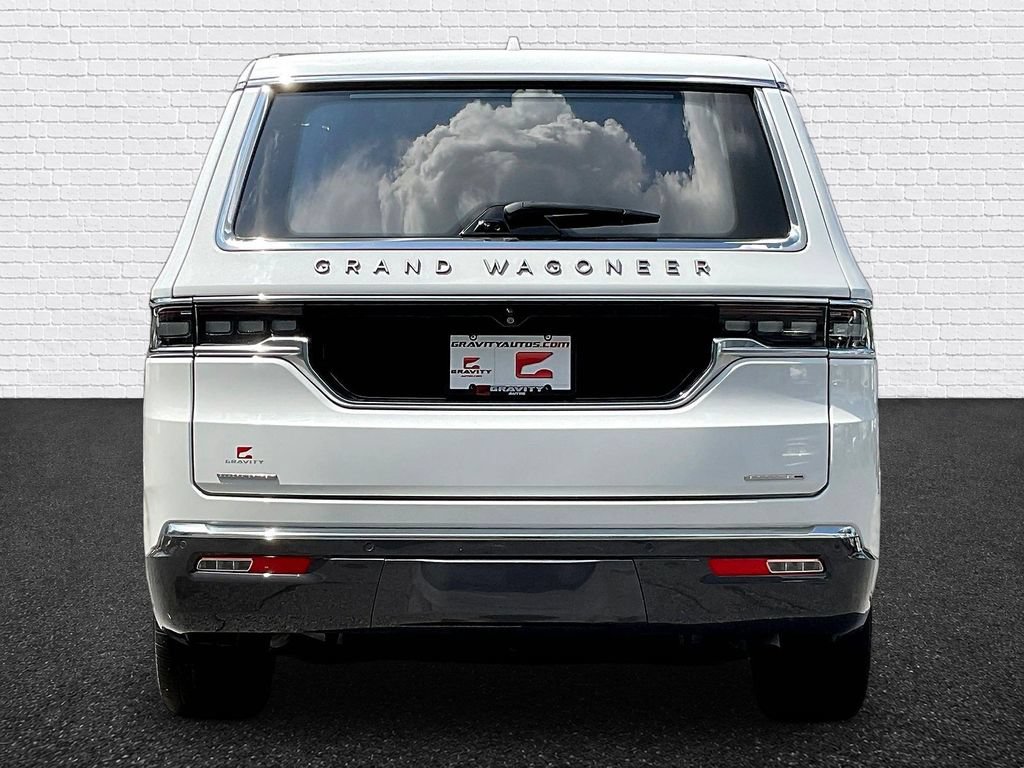 Used 2022 Jeep Grand Wagoneer Series III w/ Flexible Seating Group AWD/4WD image 5