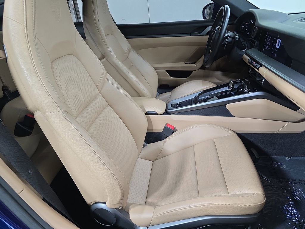 Used 2021 Porsche 911 Carrera RWD image 27