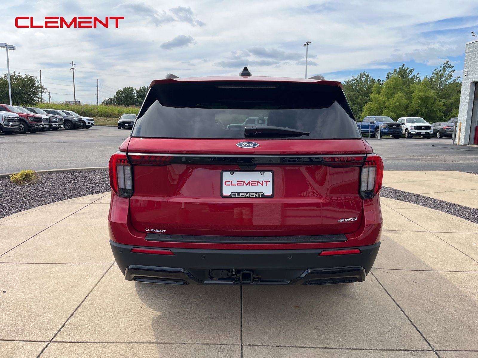 New 2025 Ford Explorer ST-Line image 24