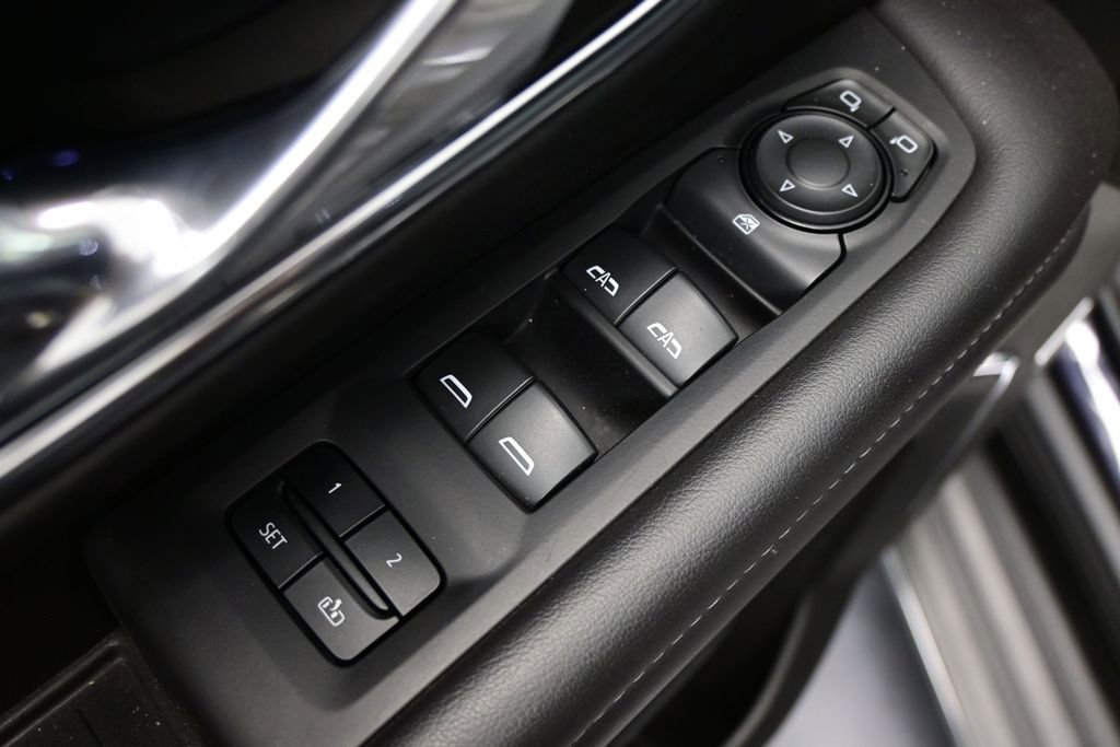 Used 2024 Chevrolet Tahoe LT RWD image 11