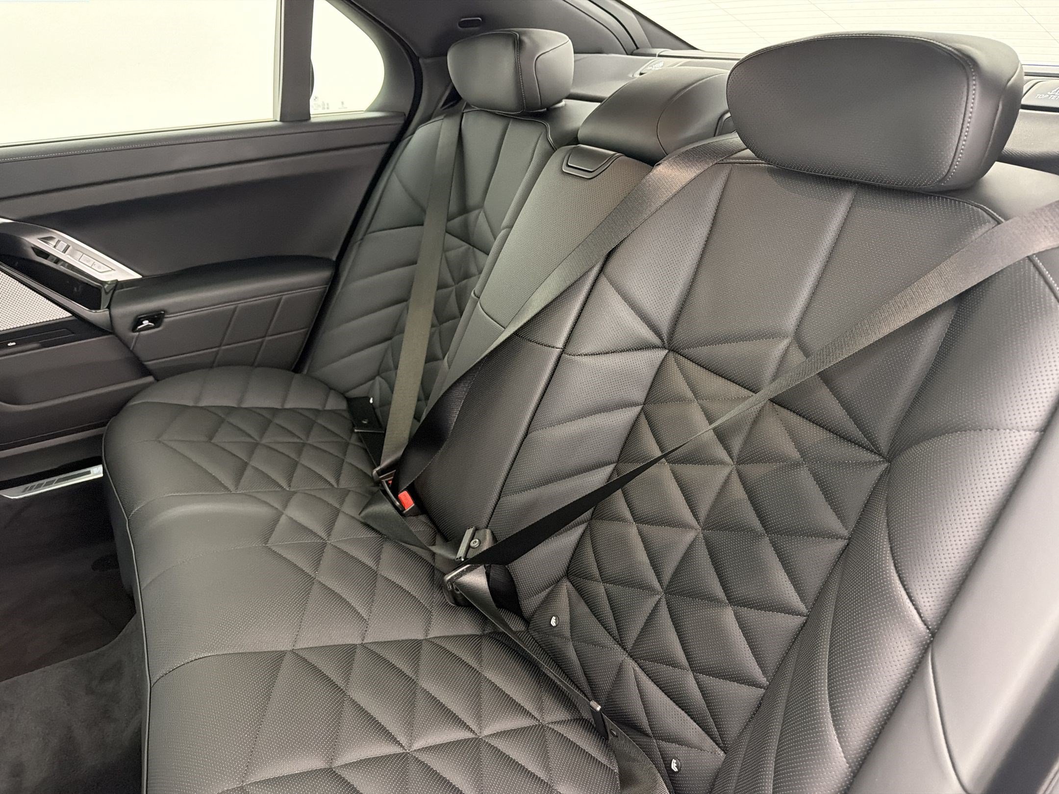 New 2026 BMW 740i xDrive AWD/4WD image 21