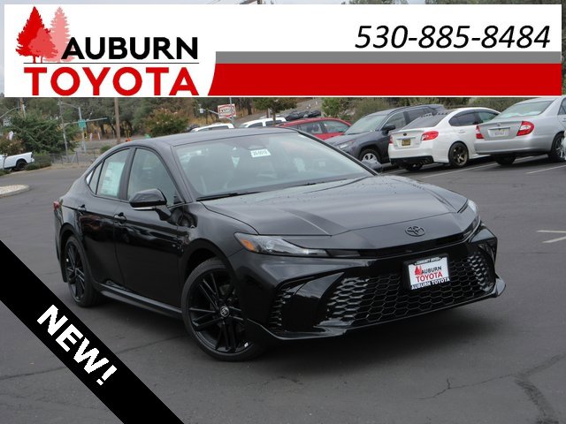 New 2026 Toyota Camry Hybrid image 1