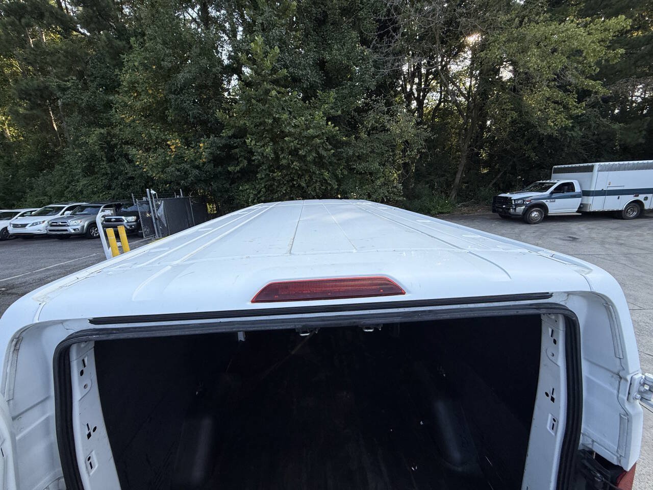 Used 2019 Ford Transit 250 148 Low Roof RWD image 10