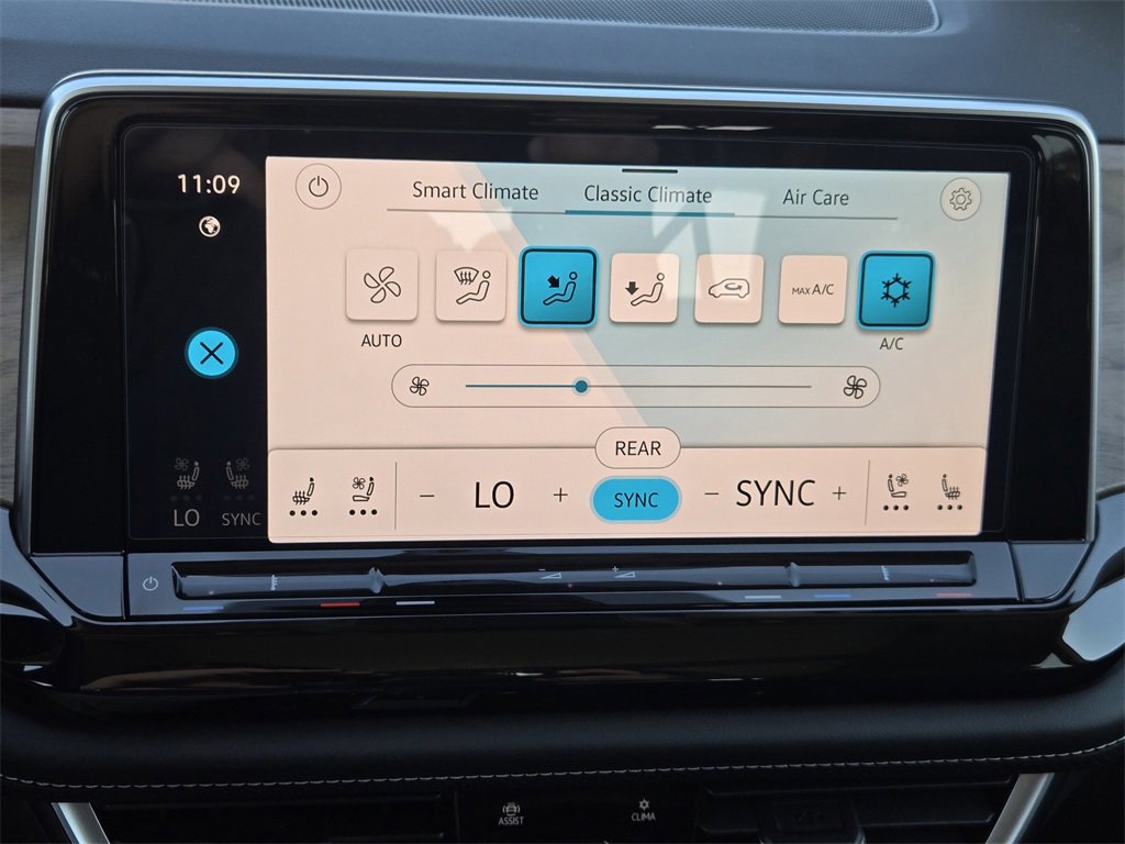 New 2026 Volkswagen Atlas SE image 16