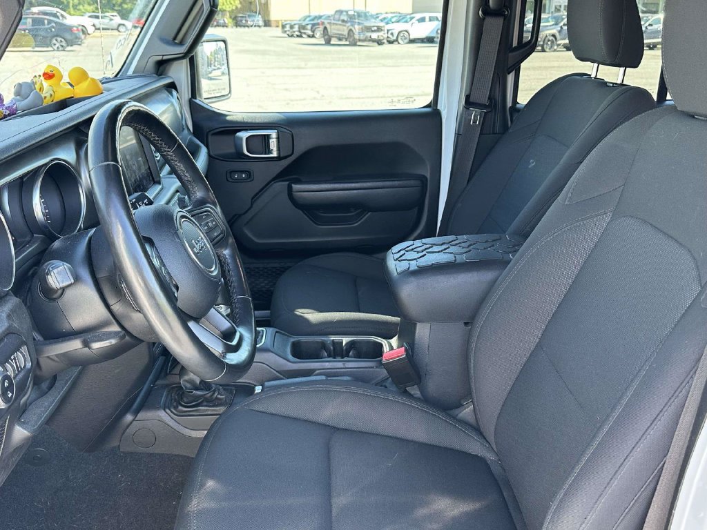 Used 2022 Jeep Gladiator Sport AWD/4WD image 8
