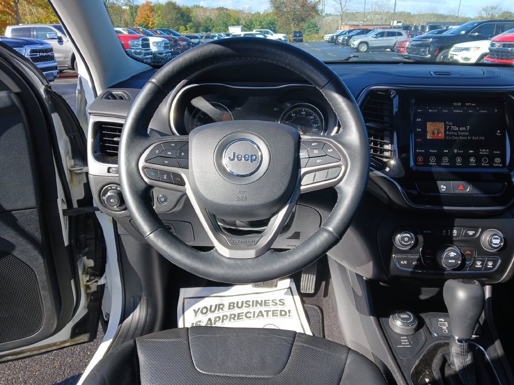 Used 2019 Jeep Cherokee Limited AWD/4WD image 14