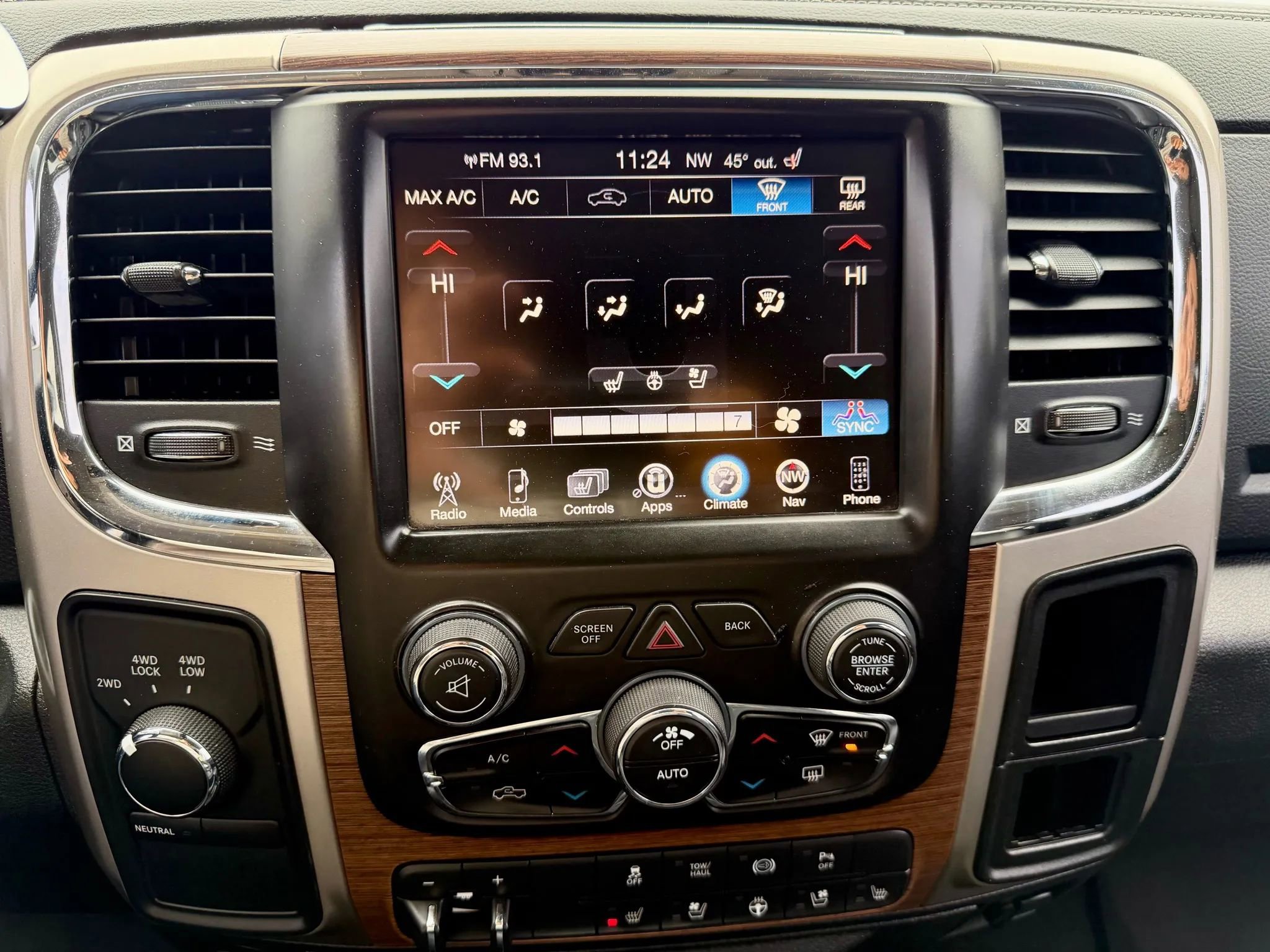 Used 2015 RAM 2500 Laramie image 13