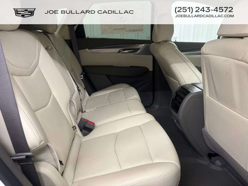 New 2025 Cadillac XT5 Premium Luxury w/ LPO, Floor Liner Package image 20