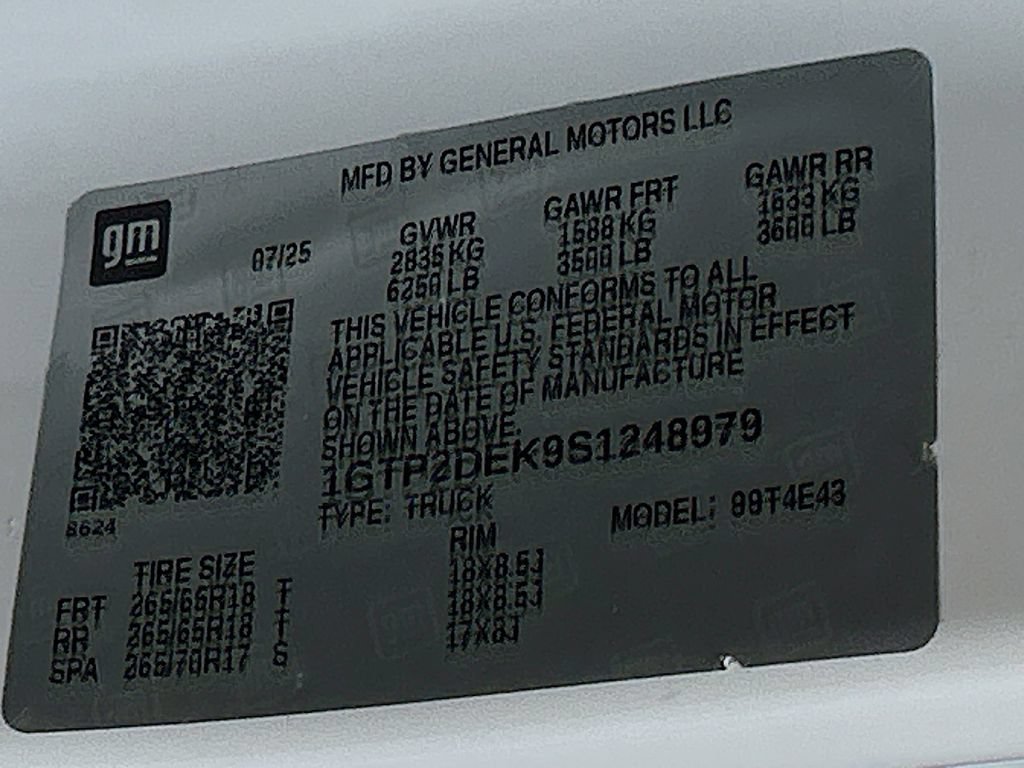 Used 2025 GMC Canyon AT4 w/ LPO, Off Road Lift Package AWD/4WD image 30