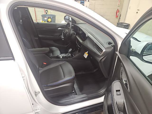 New 2026 Buick Encore GX Sport Touring image 27