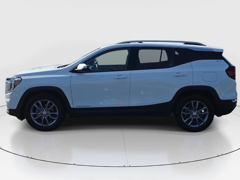 Used 2023 GMC Terrain SLT w/ Infotainment Package II FWD image 9