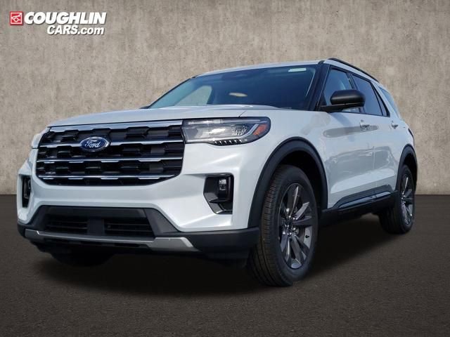 New 2026 Ford Explorer Active w/ Active Comfort Package image 3