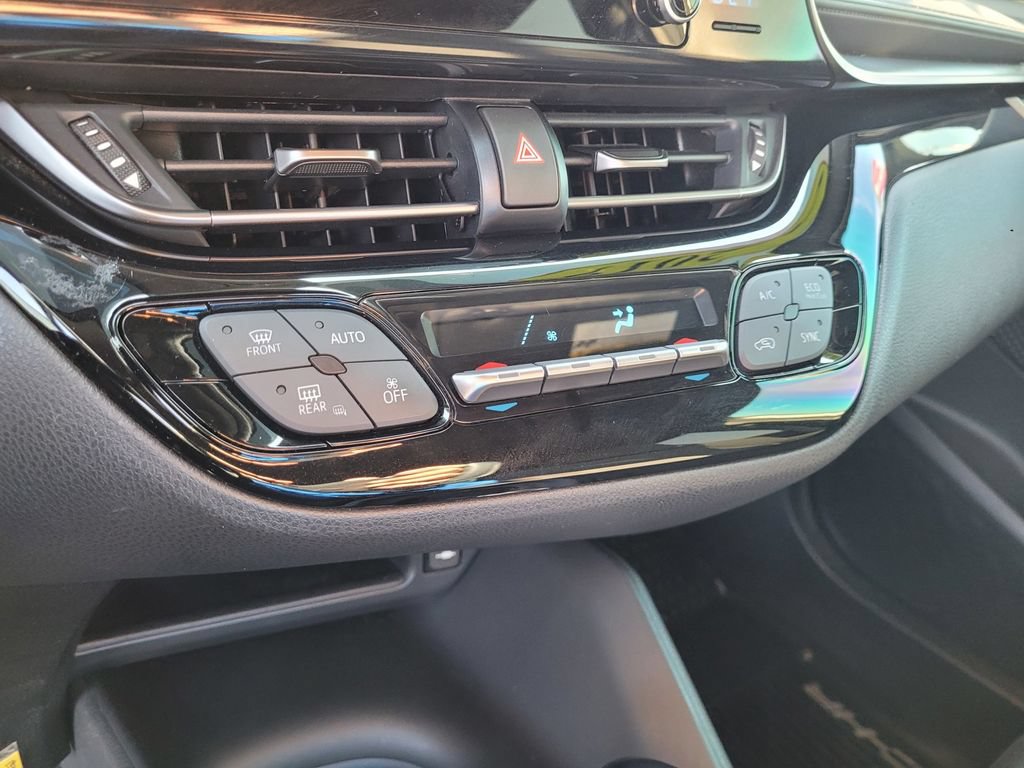 Used 2019 Toyota C-HR LE FWD image 14