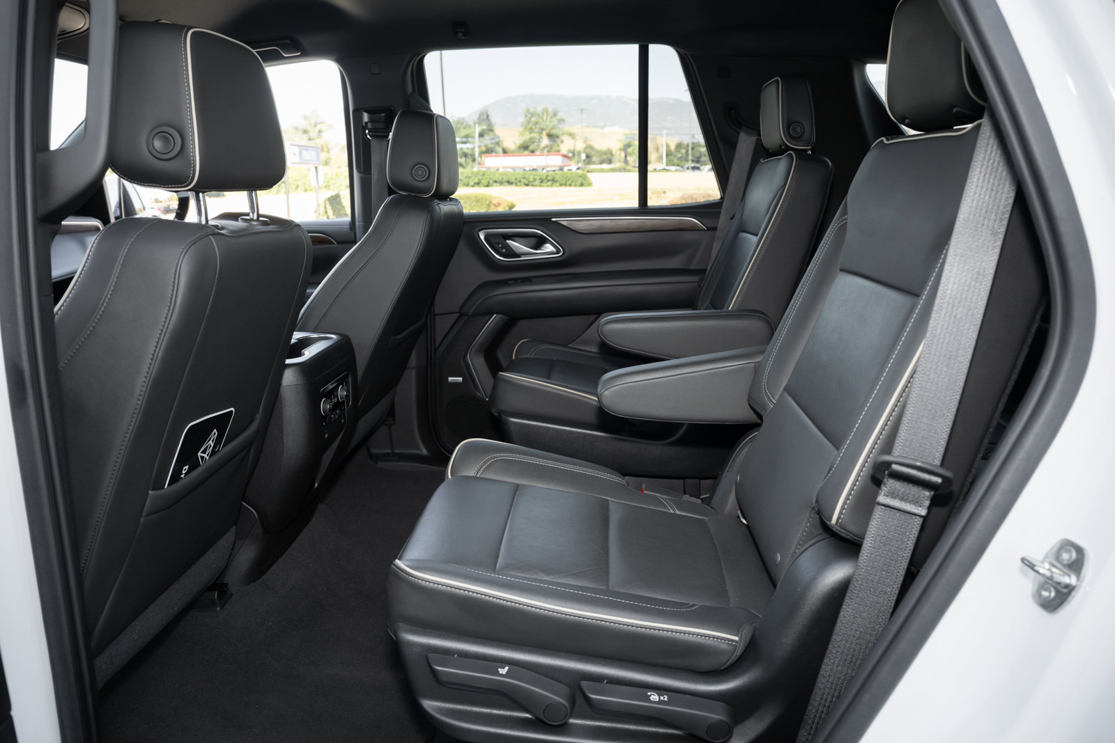 Used 2021 Chevrolet Tahoe Premier image 39