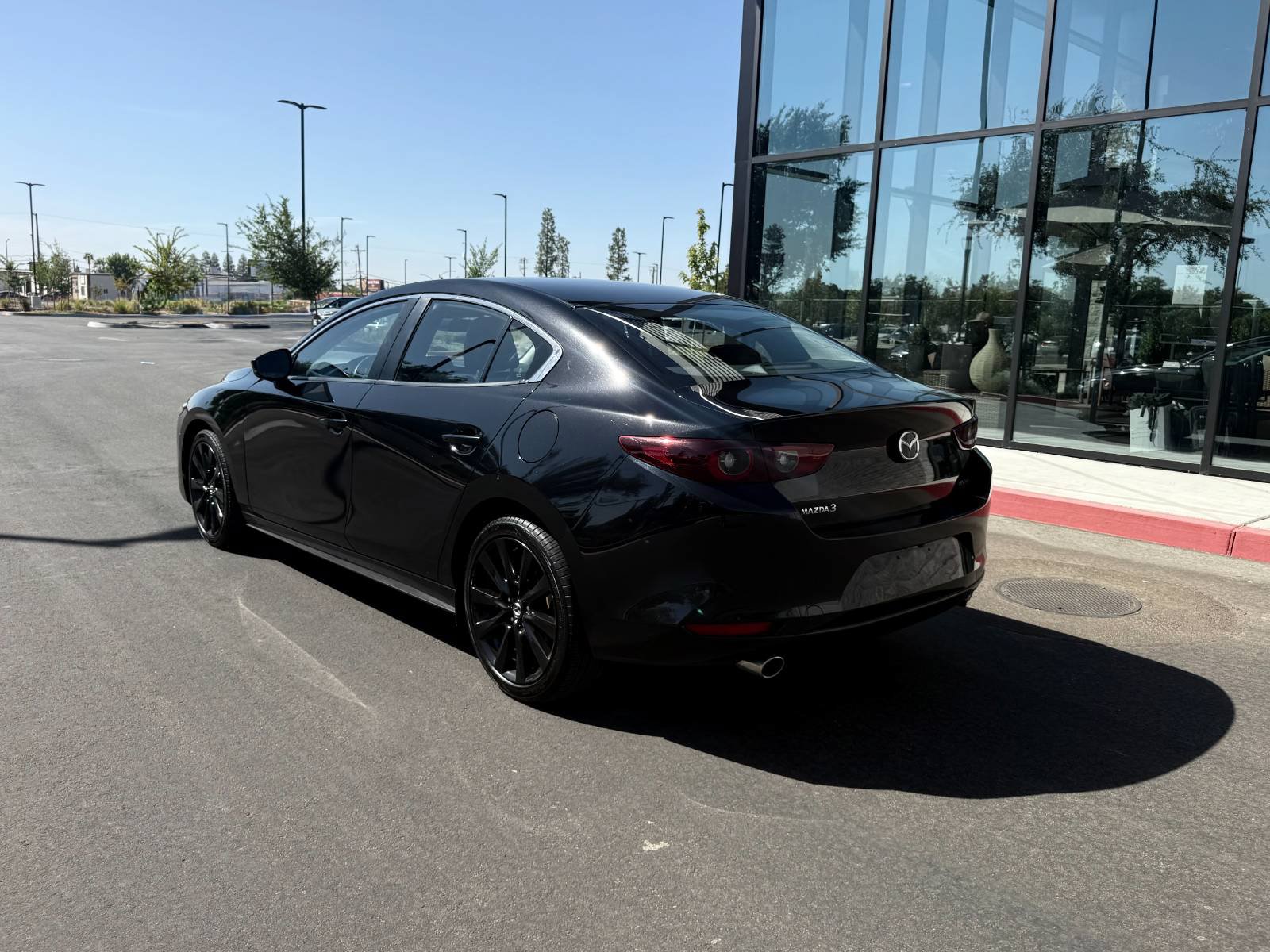 Used 2025 MAZDA MAZDA3 s FWD image 9