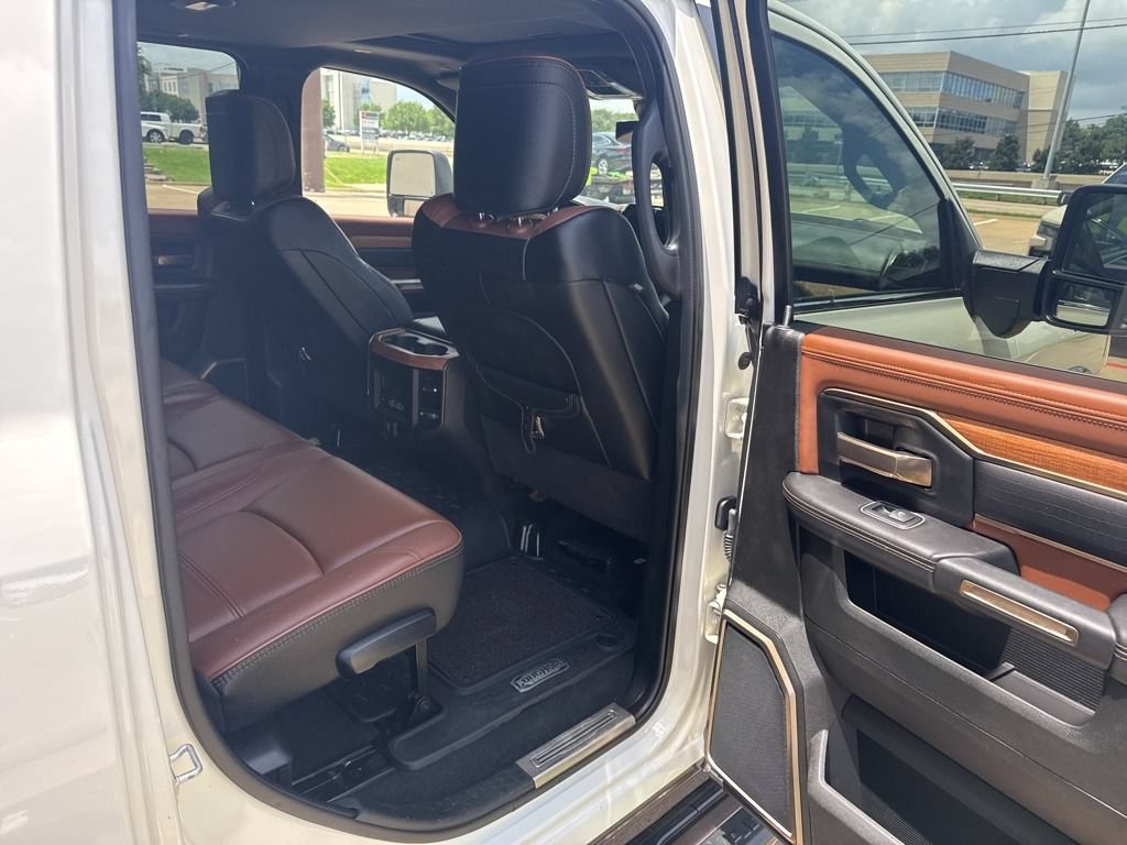 Used 2023 RAM 3500 Limited AWD/4WD image 17