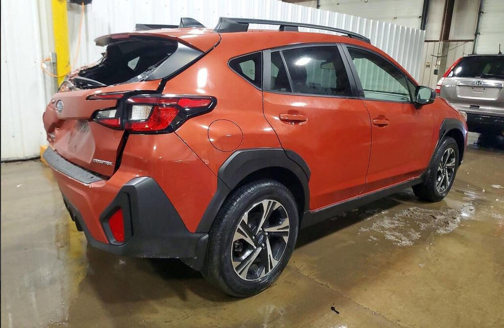Used 2024 Subaru Crosstrek 2.0i Premium AWD/4WD image 38