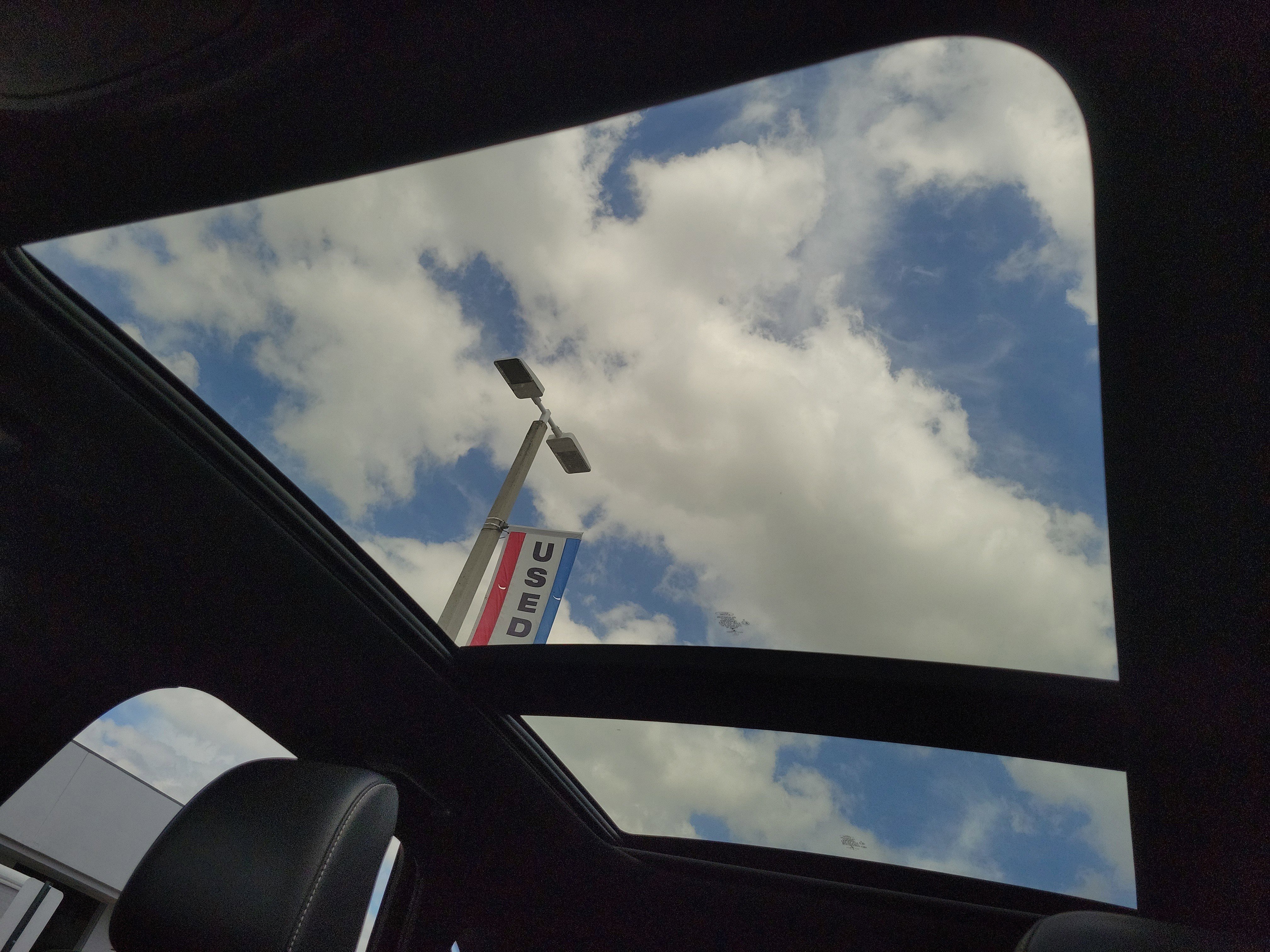 Certified 2022 Ford Edge ST w/ Equipment Group 401A AWD/4WD image 29