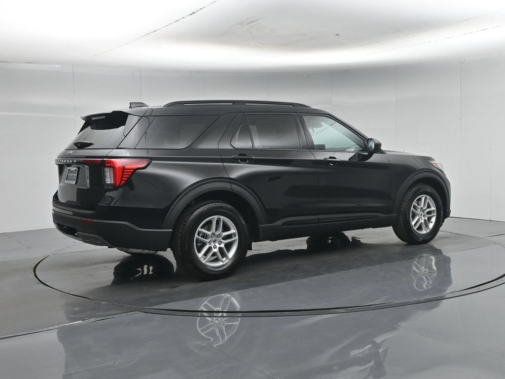 New 2026 Ford Explorer Active w/ Active Comfort Package RWD image 28