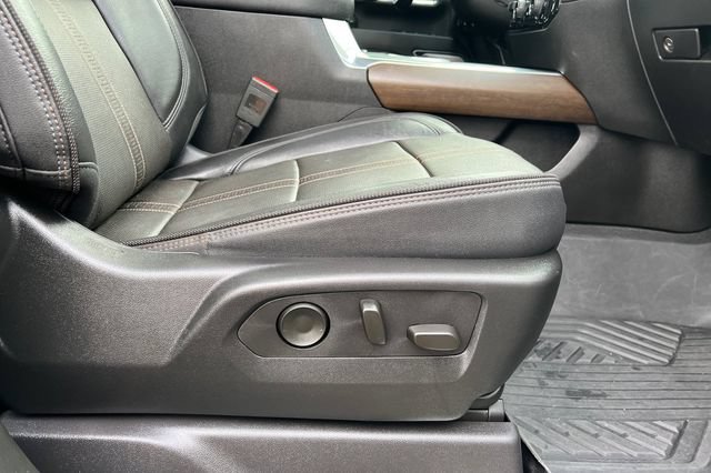 Used 2024 Chevrolet Silverado 3500 High Country w/ High Country Premium Package AWD/4WD image 21