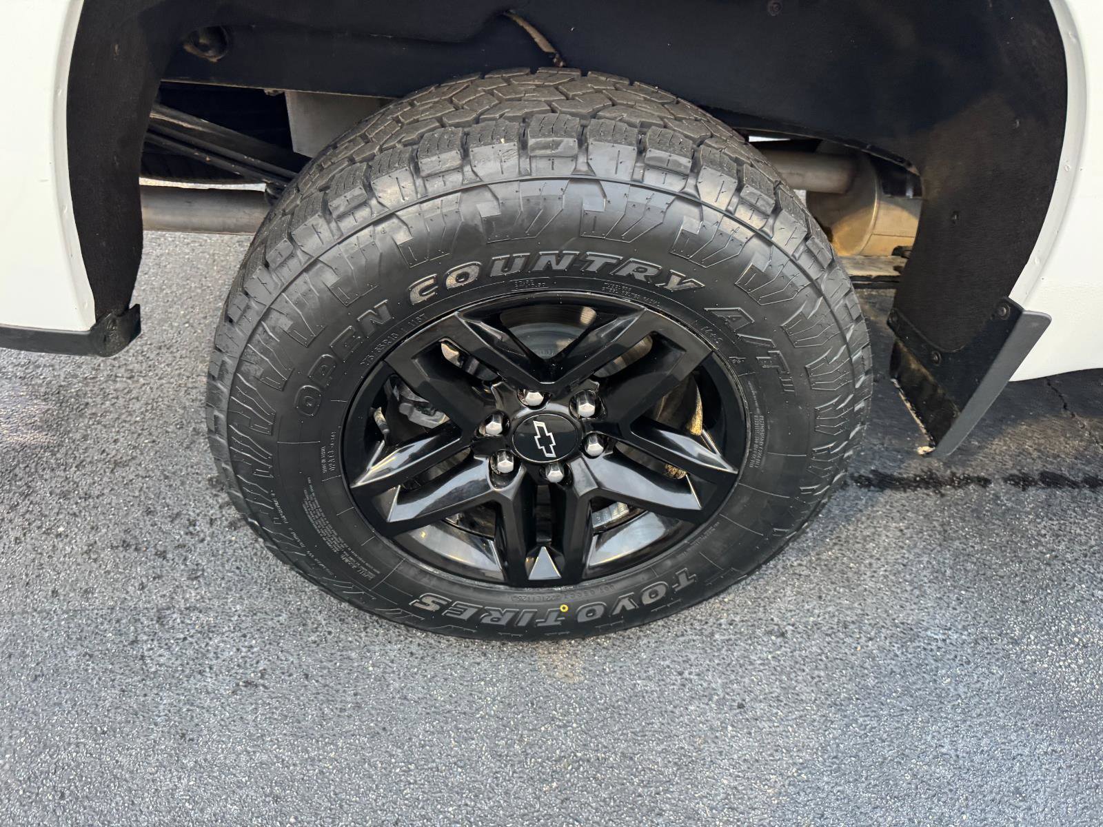 Used 2023 Chevrolet Silverado 1500 LT Trail Boss w/ Protection Package image 28