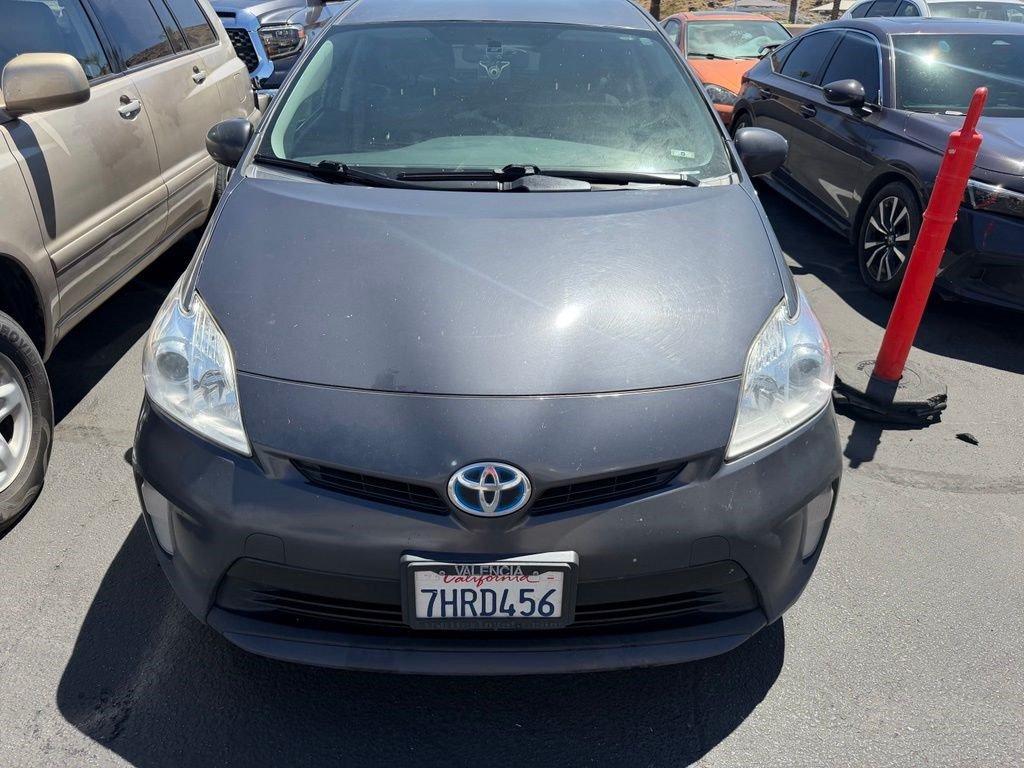 Used 2015 Toyota Prius Three FWD image 2
