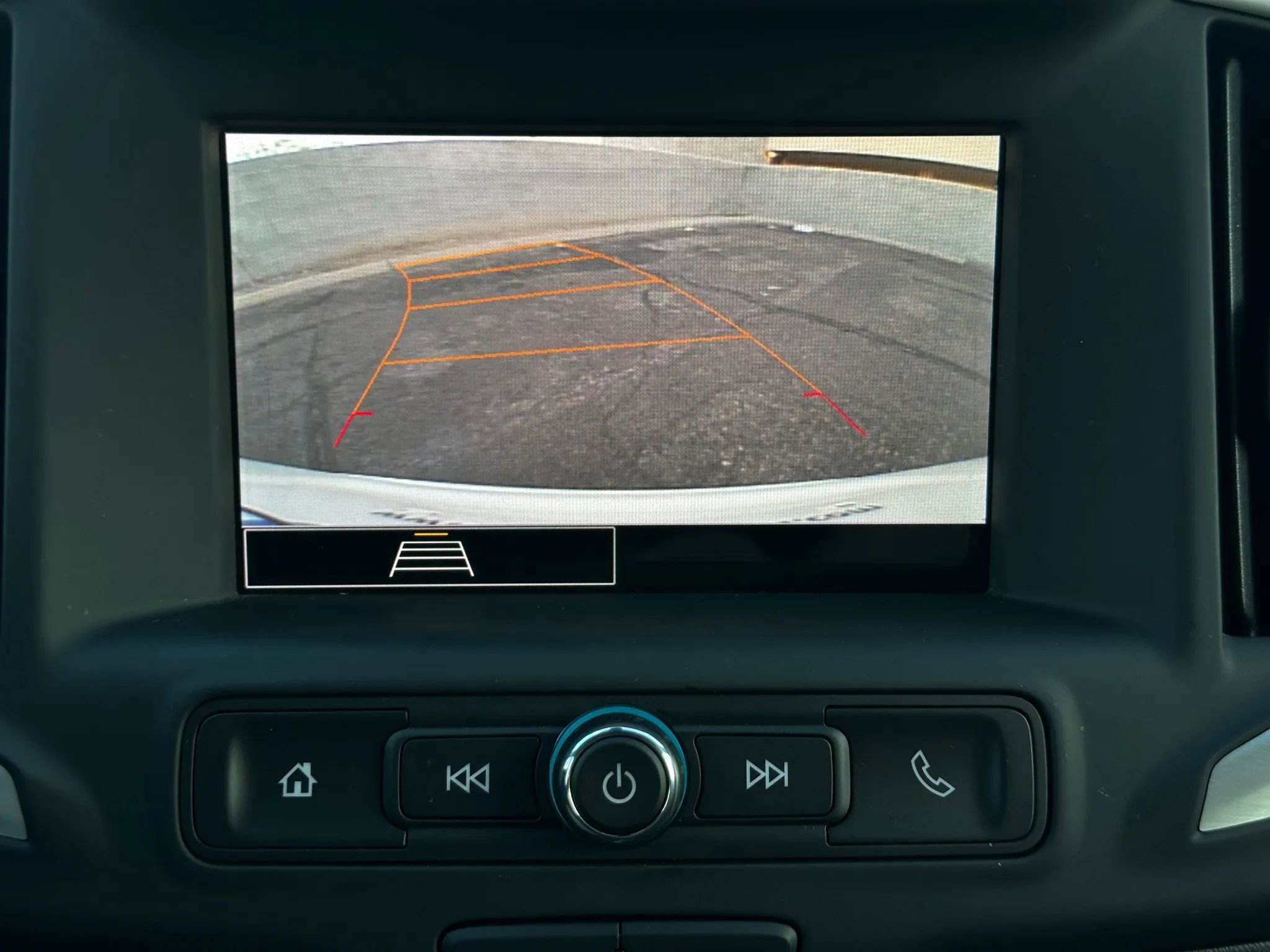 Used 2023 GMC Terrain SLE image 43